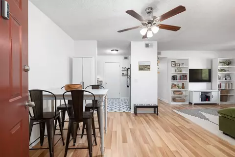 2929 Selena Dr #J126, Nashville, TN 37211
