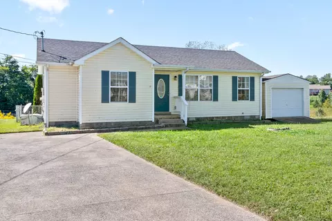 112 Josephines Ct, Oak Grove, KY 42262