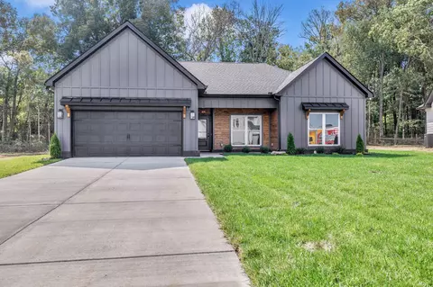 3011 Stonehorn Dr, Bell Buckle, TN 37020