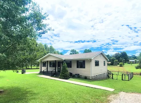 454 Hidden Valley Cir, Mcminnville, TN 37110