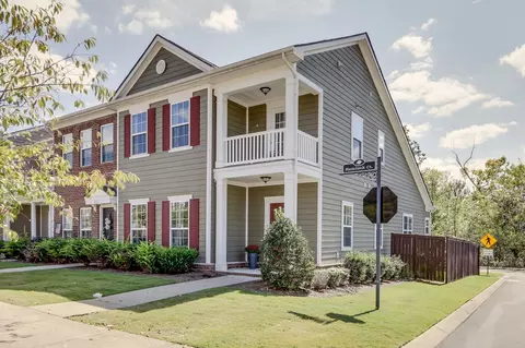 2103 Hemlock Dr, Spring Hill, TN 37174