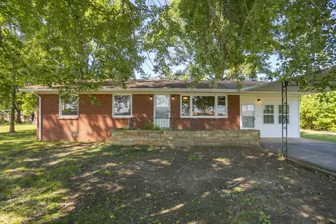 1133 Summertown Hwy, Hohenwald, TN 38462