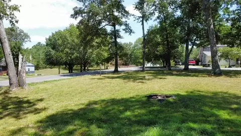 2806 Crestridge Dr, Centerville, TN 37033 photo 22