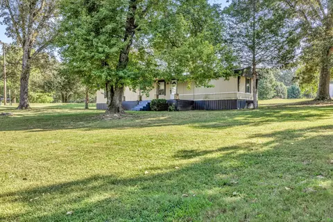 2806 Crestridge Dr, Centerville, TN 37033 photo 4