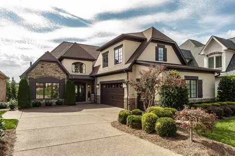 910 Fairington Way, Gallatin, TN 37066