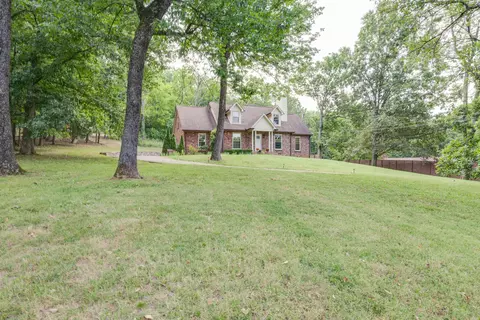 604 Vanoke Dr, Madison, TN 37115 photo 3