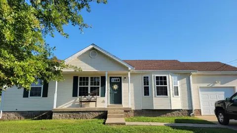 263 Golden Pond Ave, Oak Grove, KY 42262