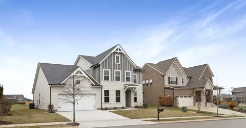 302 Eastwood Ln, Spring Hill, TN 37174