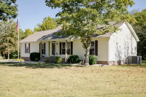 1052 Randy Rd, Ashland City, TN 37015