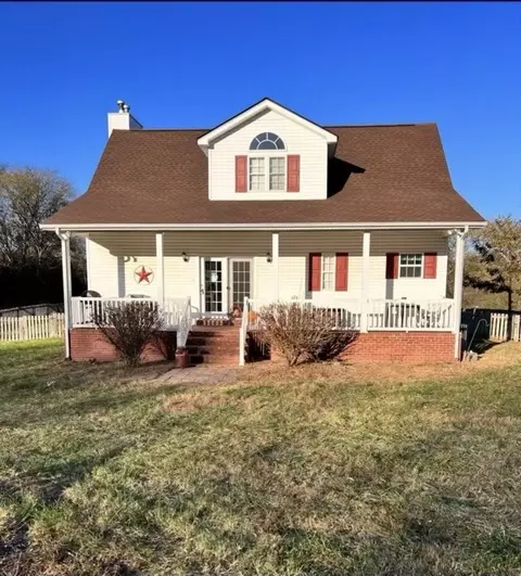 16 Preston Ln, Elmwood, TN 38560