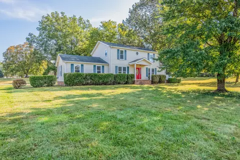 254 Cedar Ct, Kingston Springs, TN 37082