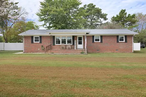 132 Eaton Ln, Manchester, TN 37355