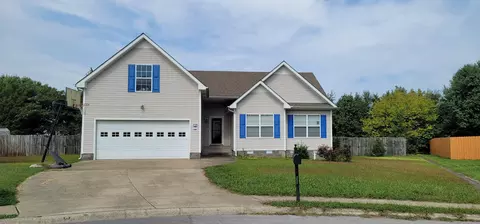 3768 Kendra Ct N, Clarksville, TN 37040