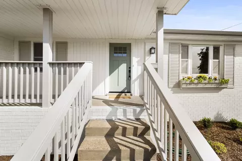 3804 Lunn Dr, Nashville, TN 37218