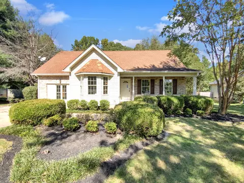 2031 Skyline Dr, Goodlettsville, TN 37072
