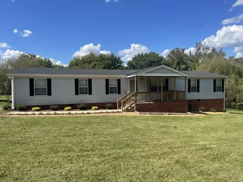 1864 Dickens Hill Rd, Bradyville, TN 37026