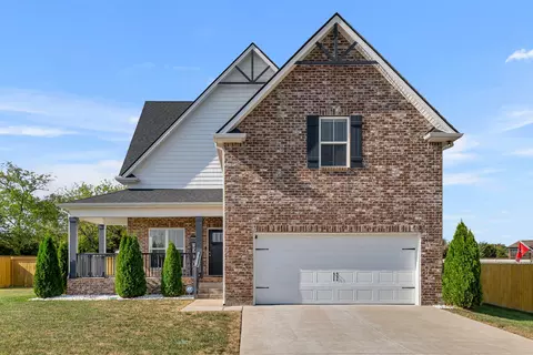 202 Hart Ln, Lebanon, TN 37087