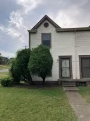 1301 Ewing Creek Dr, Nashville, TN 37207