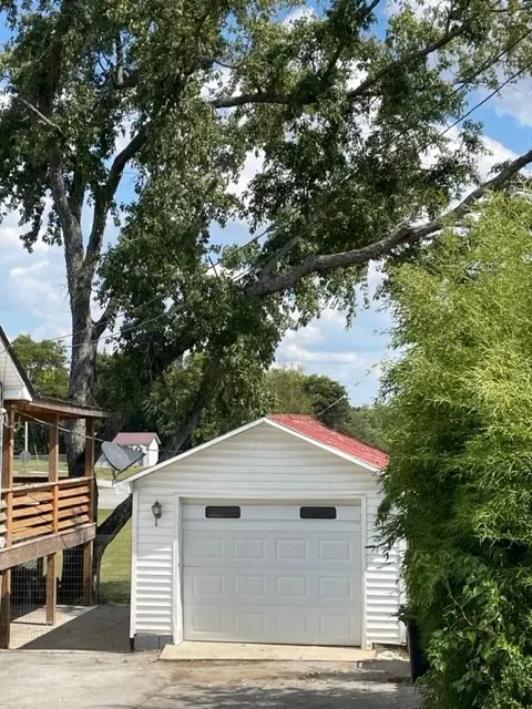 408 2nd Ave N, Decherd, TN 37324 photo 7