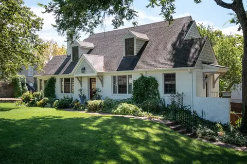 1809 Cedar Ln, Nashville, TN 37212