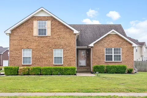 1040 Chardea Dr, Clarksville, TN 37040