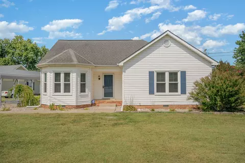 5400 Luge Ct, Murfreesboro, TN 37129