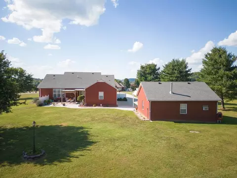 230 Barton Dr, Normandy, TN 37360 photo 42