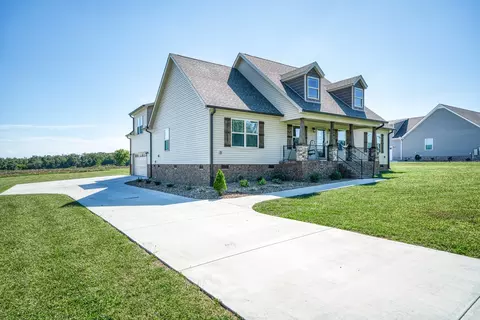 8606 Fredonia Rd, Manchester, TN 37355