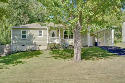 4605 Kemp Dr, Chattanooga, TN 37411