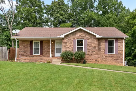 2919 Charlie Sleigh Rd, Woodlawn, TN 37191