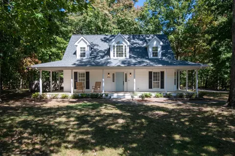 850 Matthew Ct, Kingston Springs, TN 37082