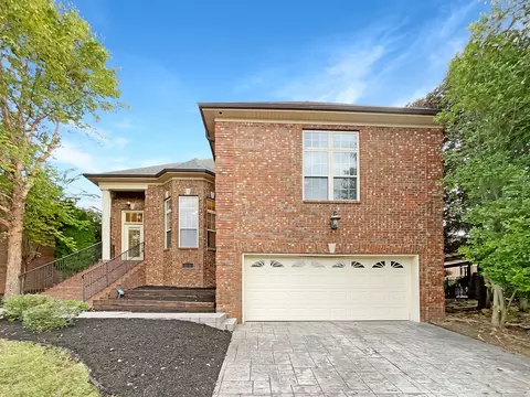 1019 Isaac Franklin Dr, Gallatin, TN 37066