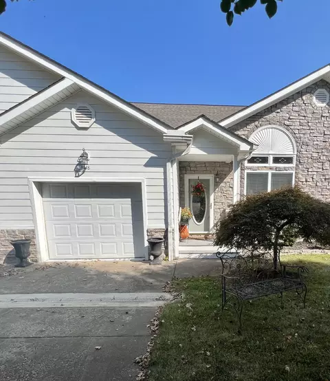 148 Rose Dr, Dover, TN 37058