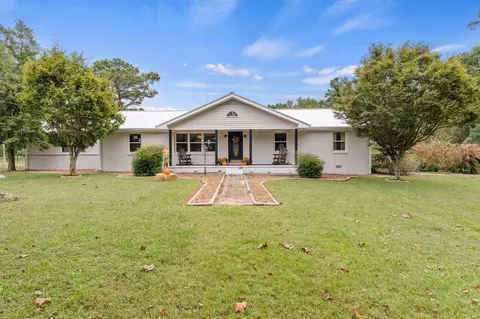 342 Sherrill Rd, Decherd, TN 37324