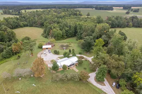 342 Sherrill Rd, Decherd, TN 37324 photo 3