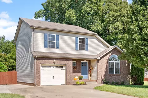 1865 Jackie Lorraine Dr, Clarksville, TN 37042