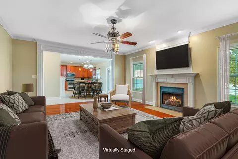 3713 Meadow Ridge Ln, Clarksville, TN 37040