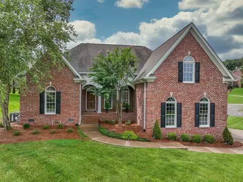2013 Valley Brook Dr, Brentwood, TN 37027