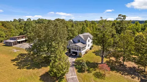 1619 Back Valley Rd, Chickamauga, GA 30707