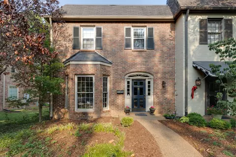 4400 Belmont Park Ter #242, Nashville, TN 37215