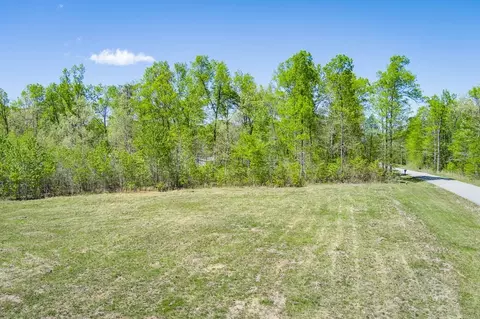 459 Tabletop Rd, Monterey, TN 38574 photo 3