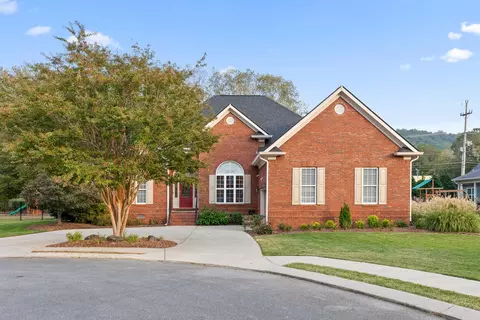 3236 Stillmeadow Ln, Ooltewah, TN 37363