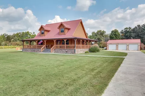 2128 Espy Rd, Bradyville, TN 37026