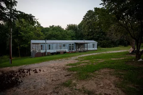 1572 Webbs Camp Rd, Walling, TN 38587 photo 17