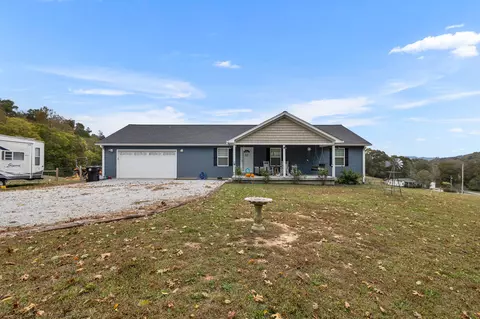 68 Bluff Creek Rd, Brush Creek, TN 38547