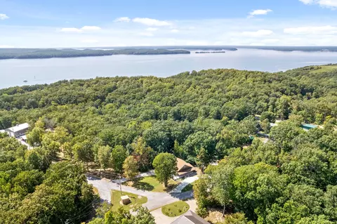 104 Eagle Nest Ct, Dover, TN 37058