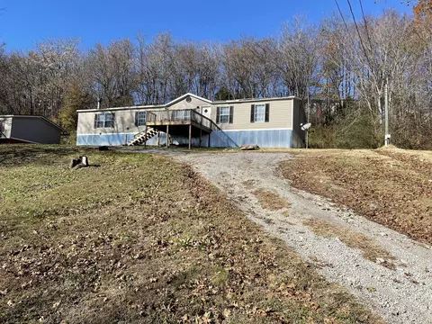 2052 Sugar Tree Dr, Lewisburg, TN 37091