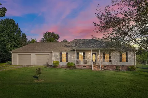 15 Tranquility Dr, Fayetteville, TN 37334