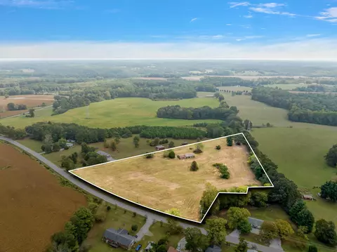 92 Revilo Rd, Leoma, TN 38468