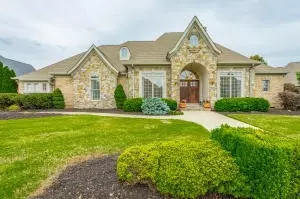 8093 Chinkapin Ct, Ooltewah, TN 37363